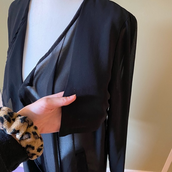 Chiffon sheer jacket - Picture 4 of 6